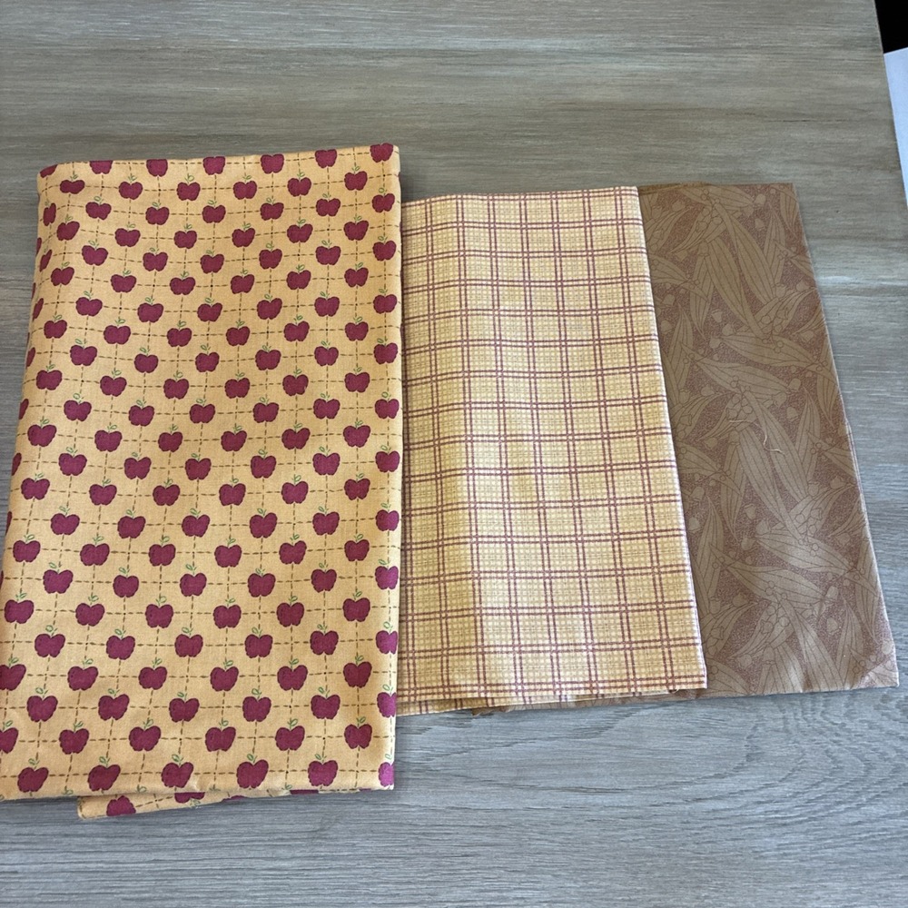 Bundle of 3 Fabric Pieces approx 3 Yards Total X 45" Quilting Cotton VTG